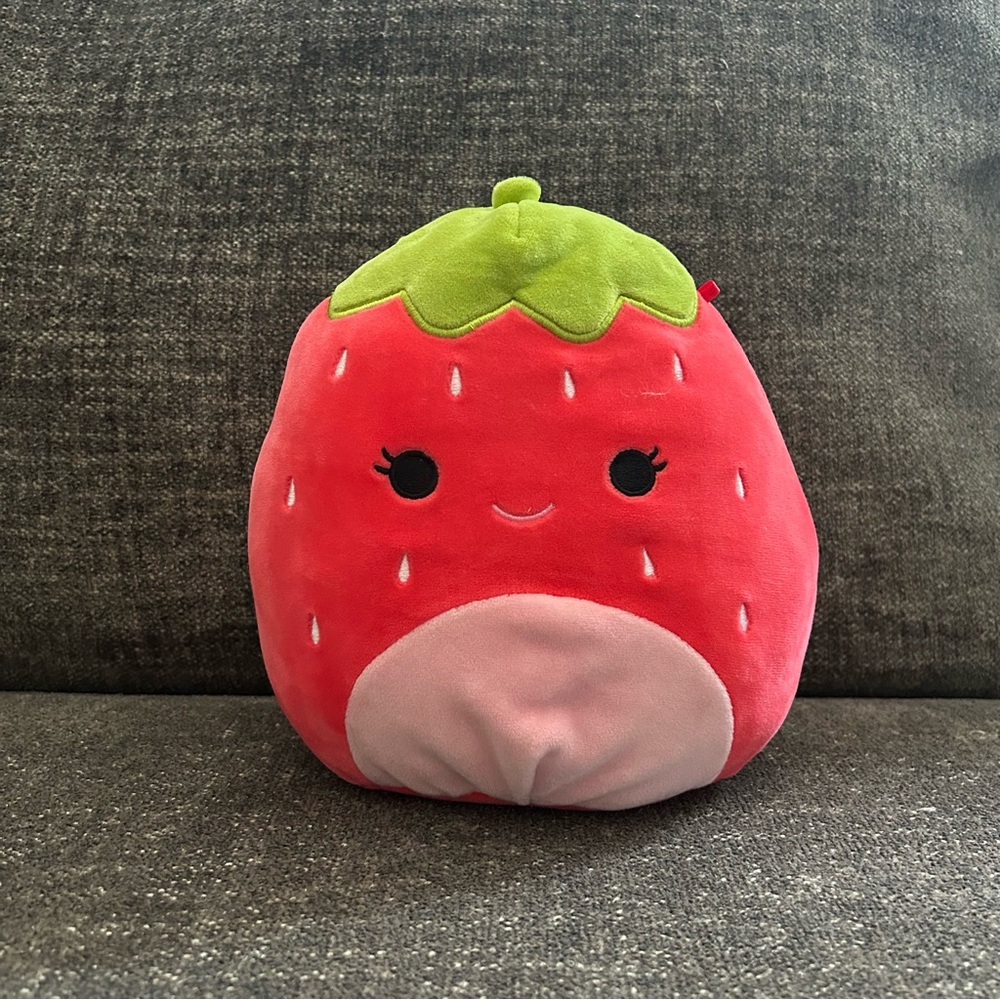 Scarlet 6 Inch Squishmallow